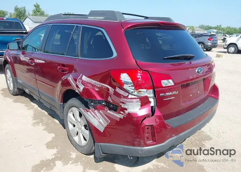 2012 Subaru Outback 2.5I Premium z USA, uszkodzony, nr VIN 4S4BRCGC0C3291744